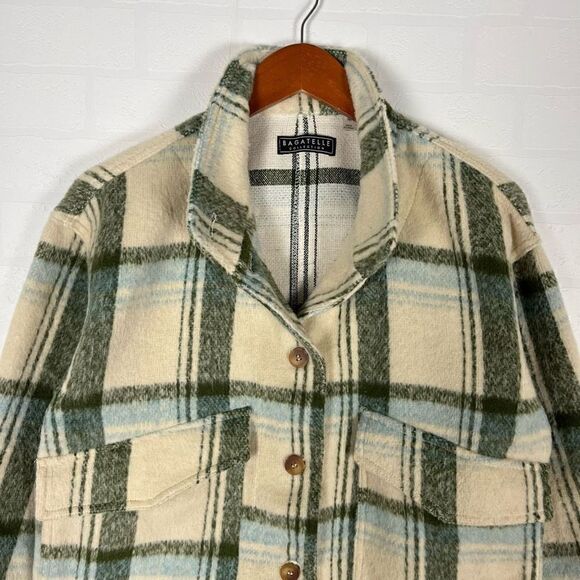 Bagatelle Women’s Plaid Cozy Brushed Knit Shacket Size M - Picture 3 of 9